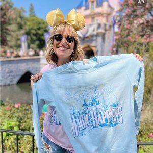 The Lost Bros. “That’s When Magic Happens” Light Blue Disney Sweatshirt Size L